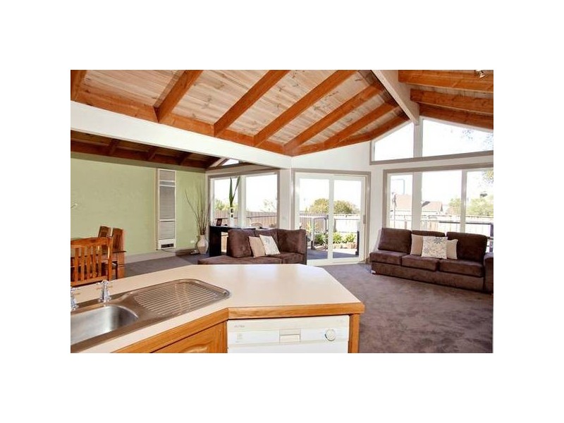 51 Fairview Avenue, Newtown VIC 3220