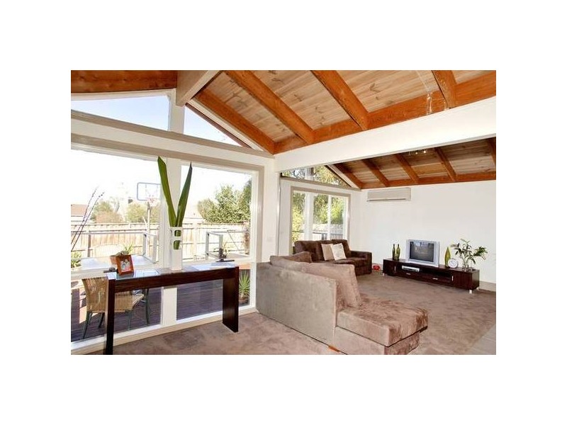 51 Fairview Avenue, Newtown VIC 3220