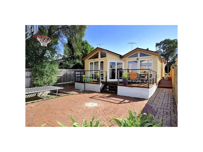 51 Fairview Avenue, Newtown VIC 3220