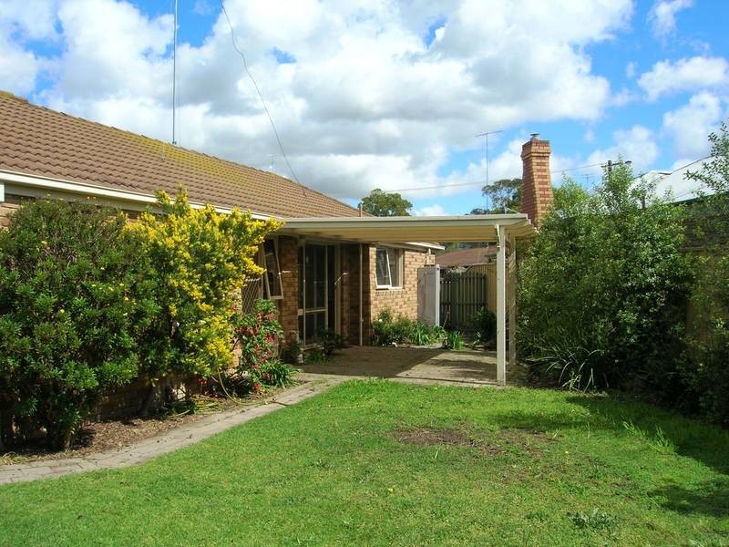 15 Braemar Court, Newtown VIC 3220