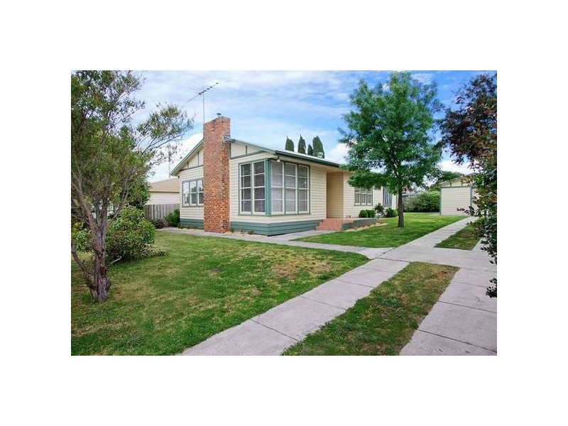 15 Park Street, Belmont VIC 3216