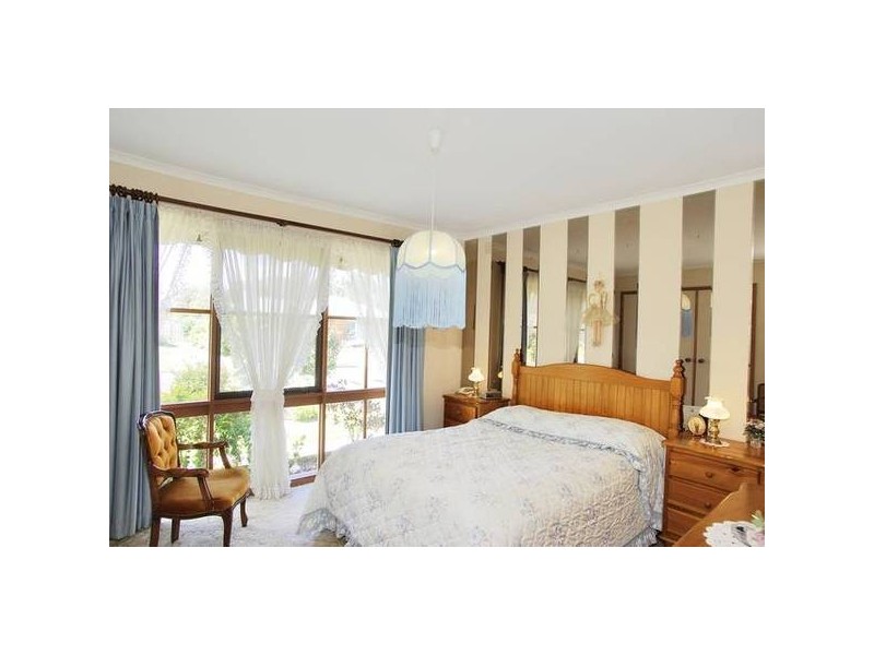 27 Sandringham Parade, Newtown VIC 3220
