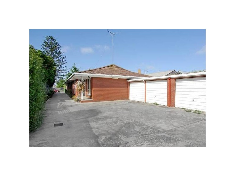 3/2 Wimmera Avenue, Manifold Heights VIC 3218