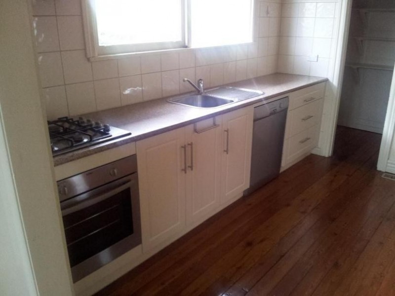 10 Nicholas Street, Newtown VIC 3220