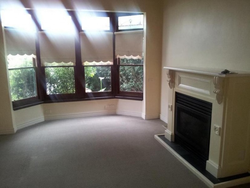 10 Nicholas Street, Newtown VIC 3220