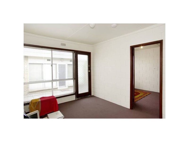 2/11 Elcho Street, Newtown VIC 3220