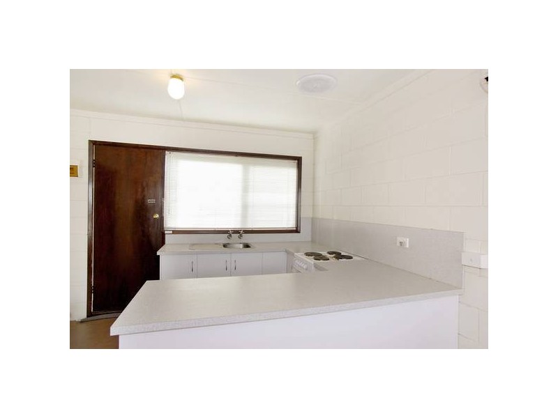 2/11 Elcho Street, Newtown VIC 3220