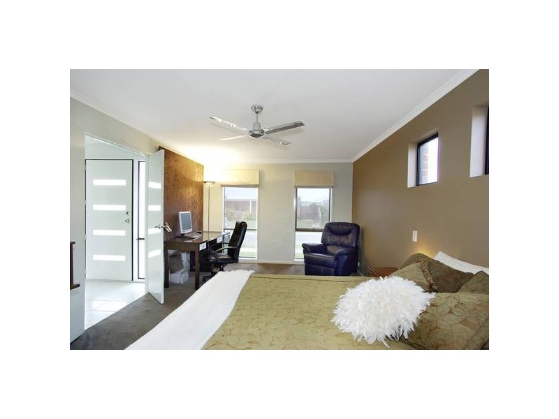 17 Wicklow Place, Grovedale VIC 3216