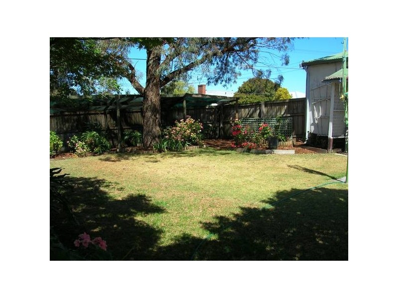 15 Lily Street, Hamlyn Heights VIC 3215