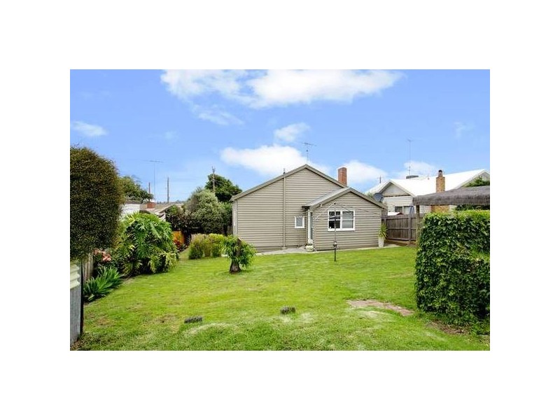 116 West Fyans Street, Newtown VIC 3220