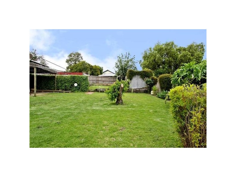 116 West Fyans Street, Newtown VIC 3220