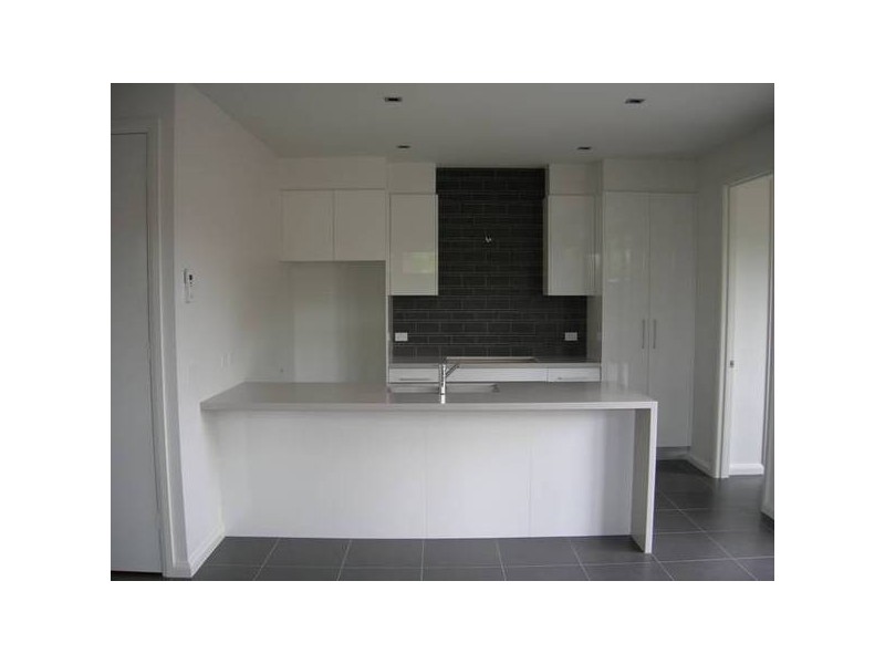 7 Julian Street, Newtown VIC 3220