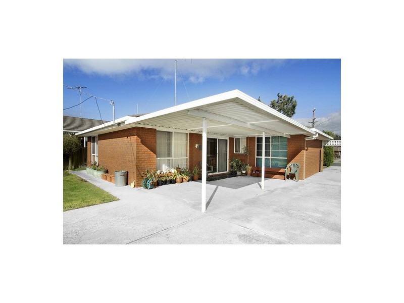 4 Cranbourne Drive, Corio VIC 3214