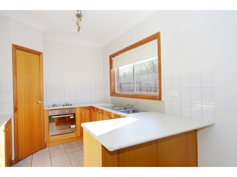 2/62 Marshall Street, Newtown VIC 3220