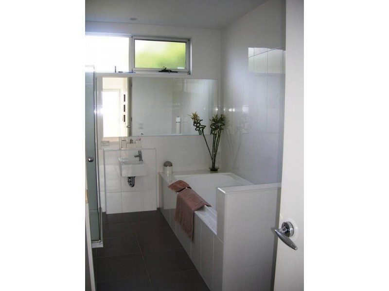 64 Brittania Street, Geelong West VIC 3218