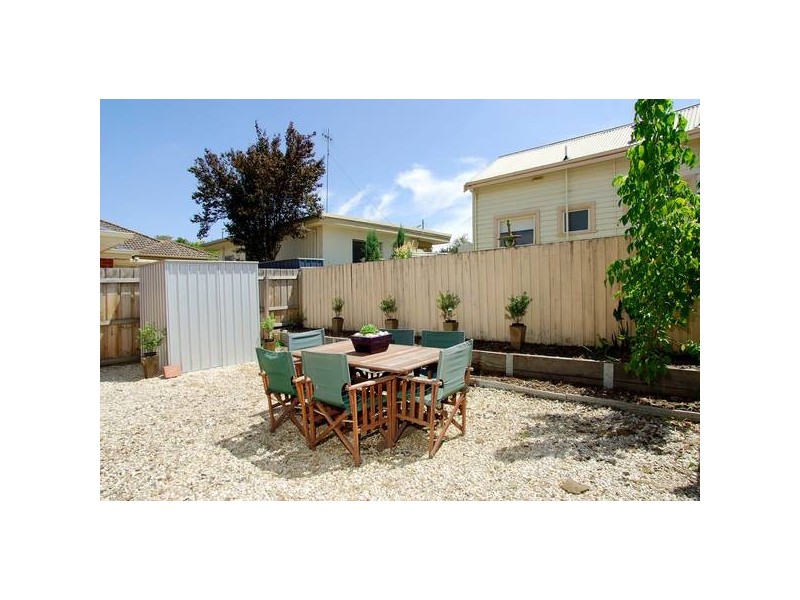 385 Shannon Ave, Newtown VIC 3220