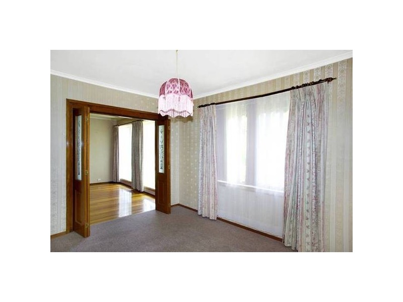 2 Hering Court, East Geelong VIC 3219