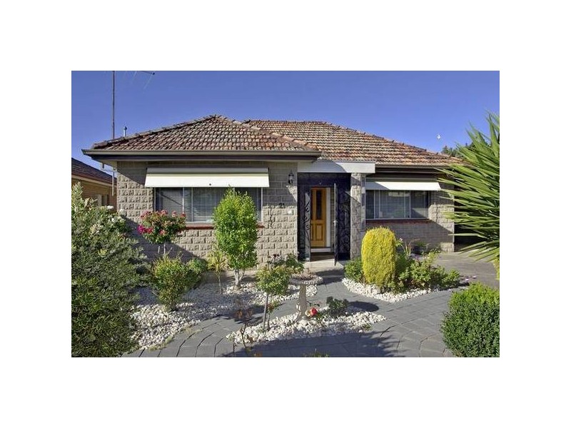 21 Clarendon Street, Newtown VIC 3220