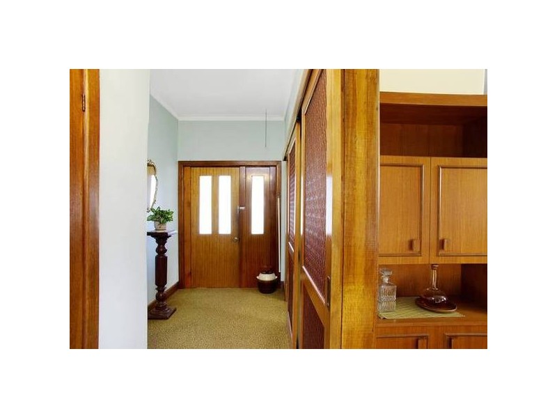 21 Clarendon Street, Newtown VIC 3220