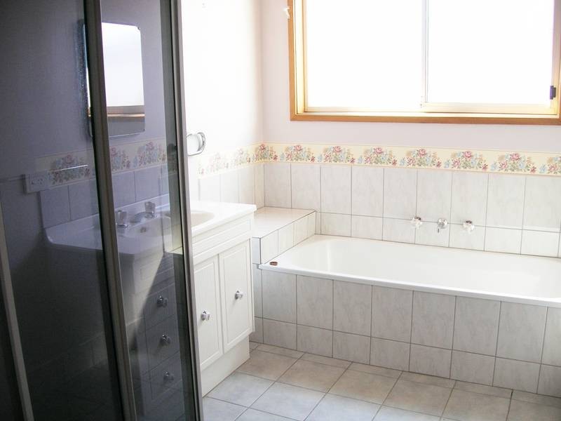 140 West Fyans Street, Newtown VIC 3220