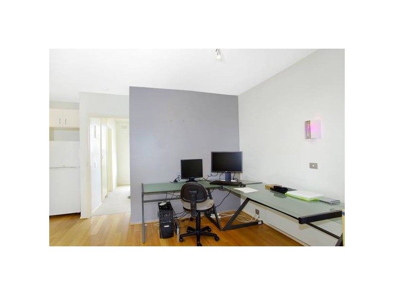 2/4 Fitzroy Street, Geelong VIC 3220