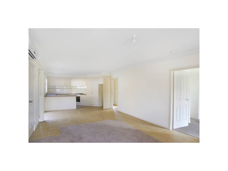 1/5 Robb Avenue, Hamlyn Heights VIC 3215