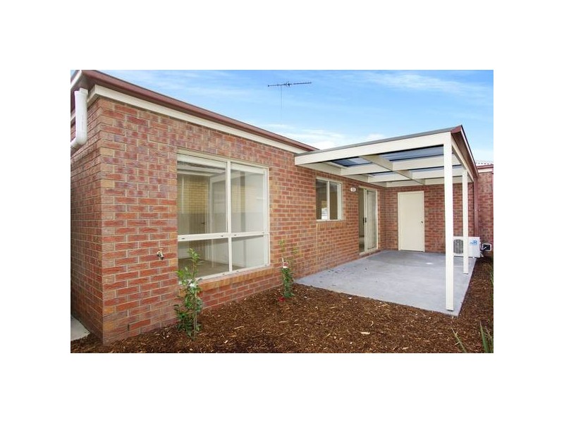 1/5 Robb Avenue, Hamlyn Heights VIC 3215