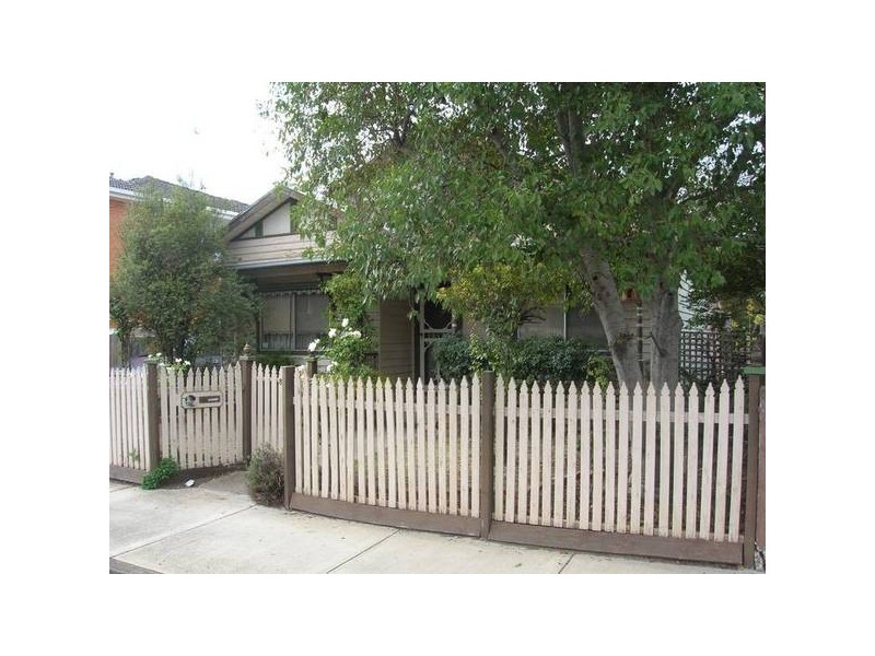 86 Elizabeth Street, Geelong West VIC 3218