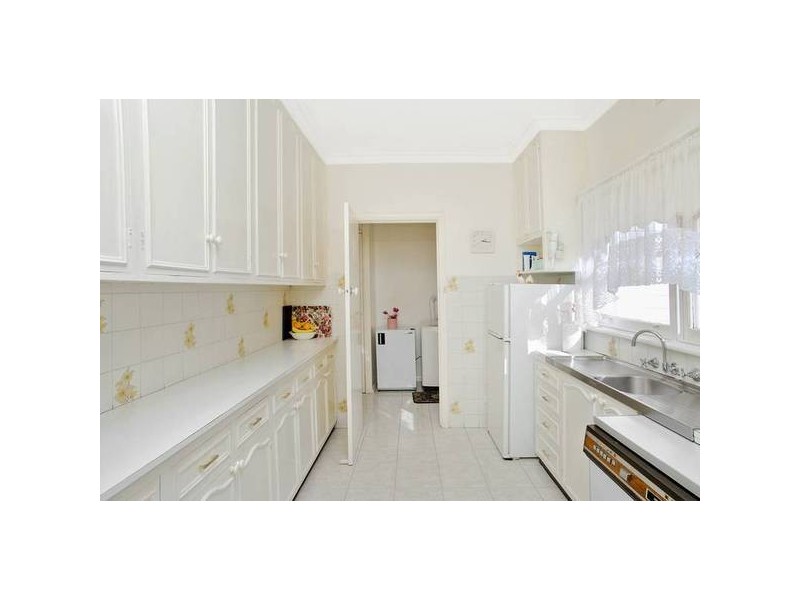 3 Macarthur, Hamlyn Heights VIC 3215