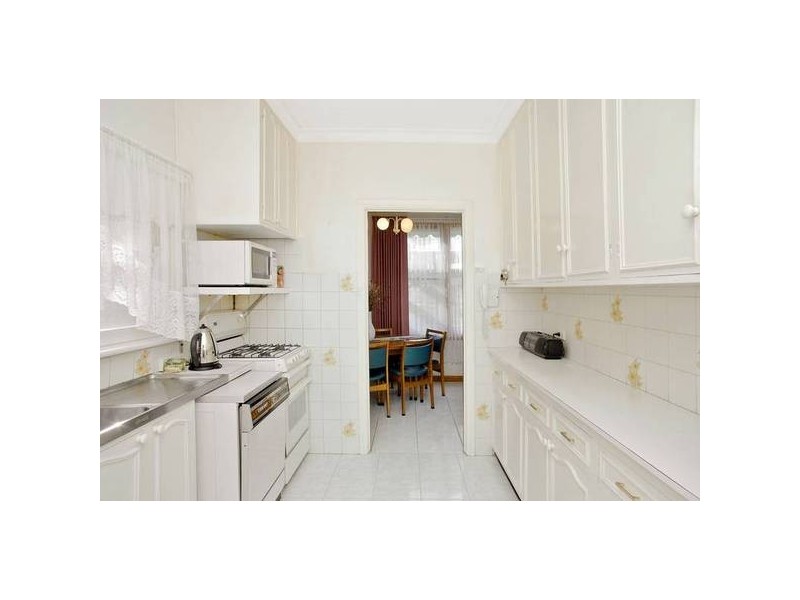 3 Macarthur, Hamlyn Heights VIC 3215