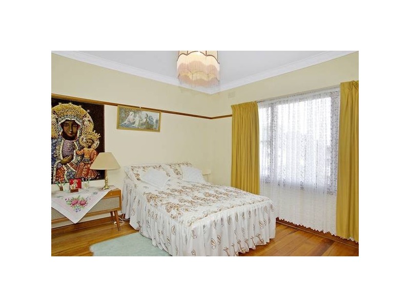 35 Osbourne Avenue, North Geelong VIC 3215