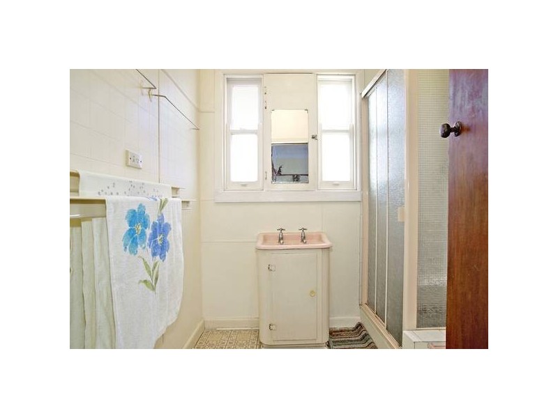 35 Osbourne Avenue, North Geelong VIC 3215