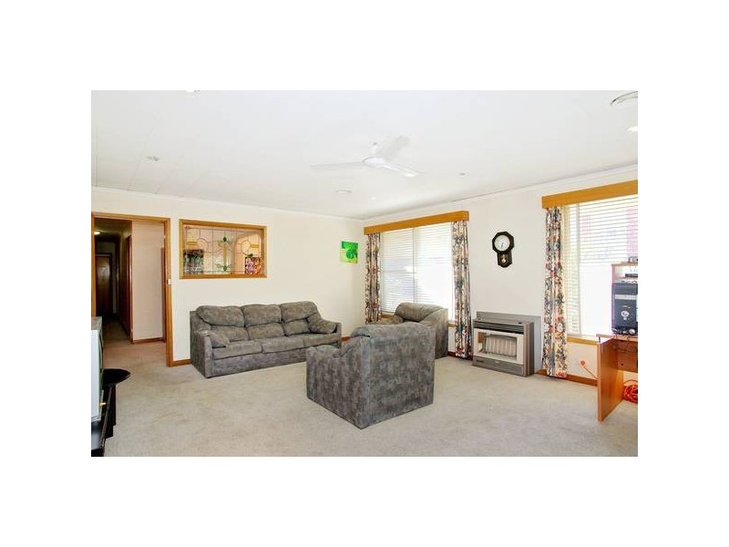 1A Mercer Parade, Newtown VIC 3220