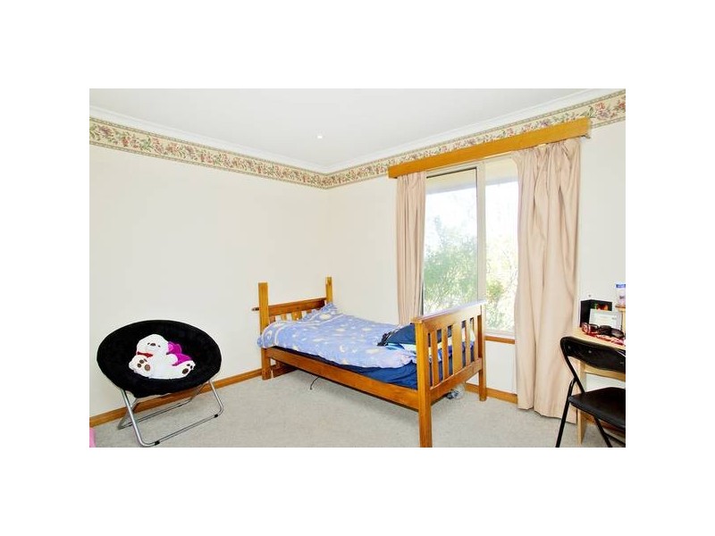 1A Mercer Parade, Newtown VIC 3220