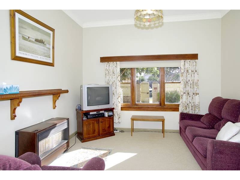 248 Shannon Ave, Geelong West VIC 3218