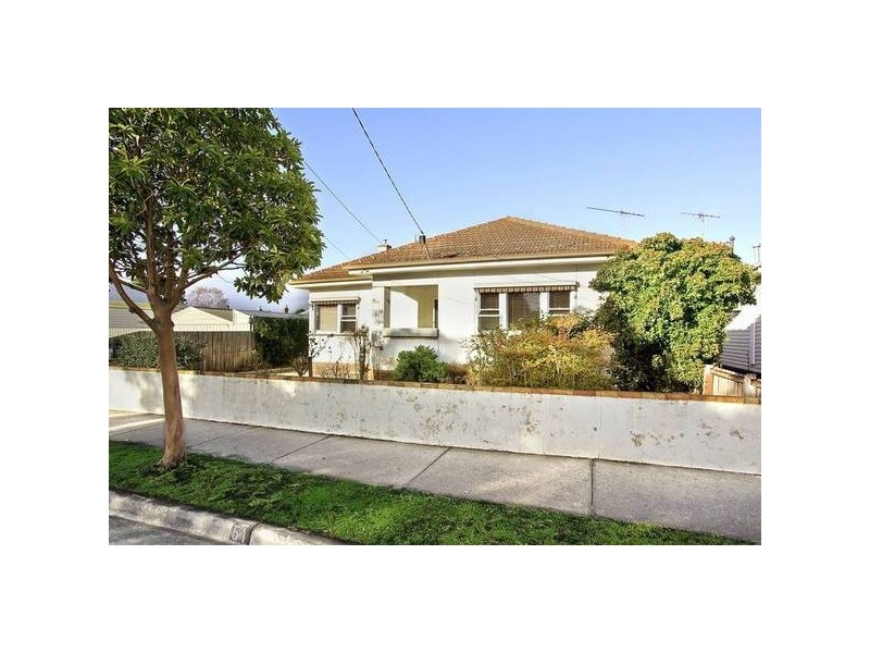 51 Saffron Street, Newtown VIC 3220