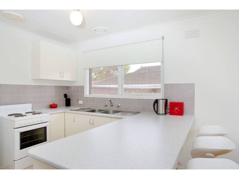 1/349 Pakington Street, Newtown VIC 3220