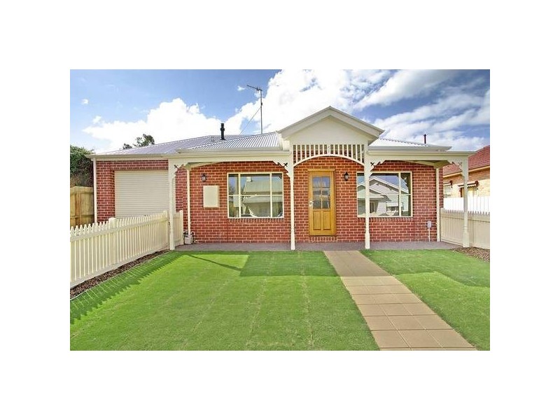 38 Mervyn Street, Newtown VIC 3220