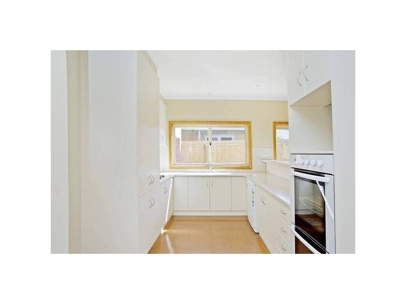 38 Mervyn Street, Newtown VIC 3220