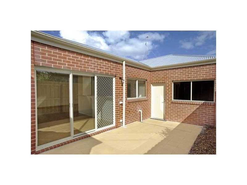 38 Mervyn Street, Newtown VIC 3220