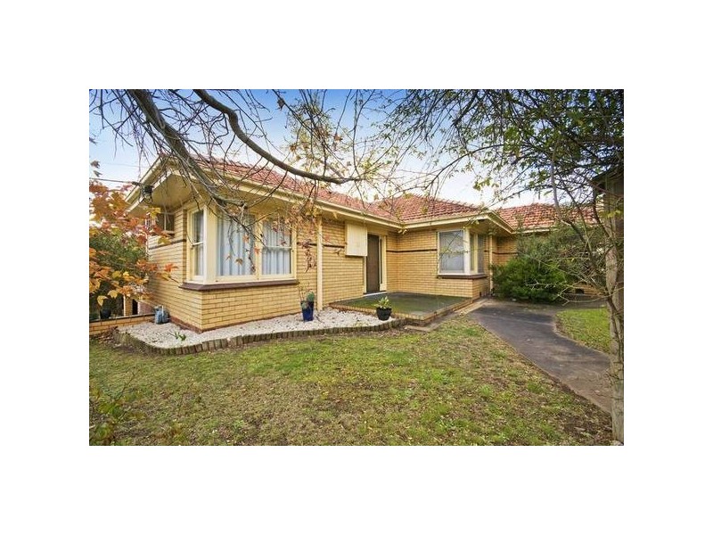 12 Ardlui Drive, Newtown VIC 3220