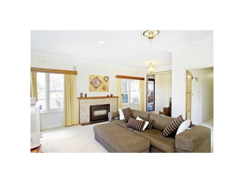 12 Ardlui Drive, Newtown VIC 3220