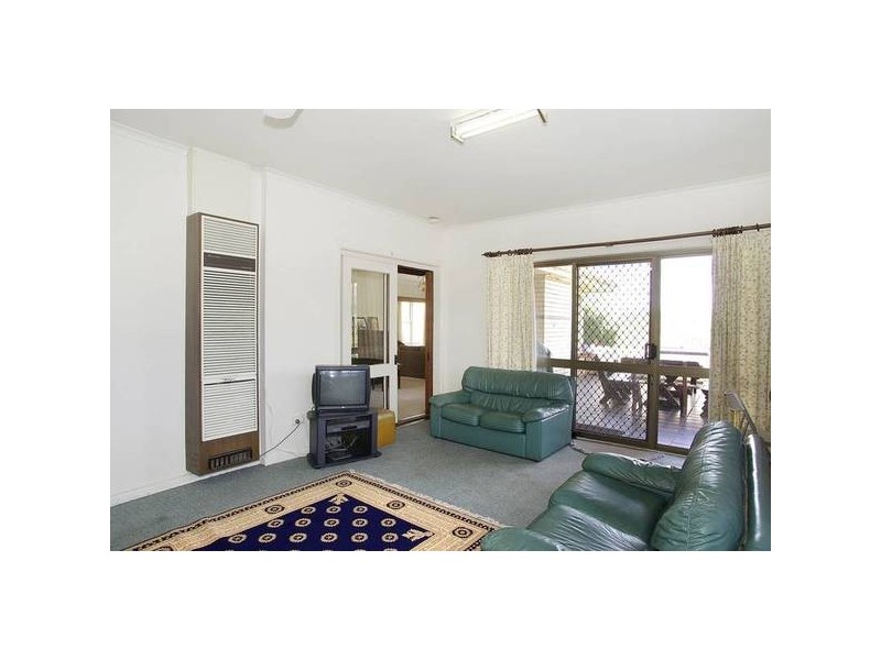 12 Ardlui Drive, Newtown VIC 3220