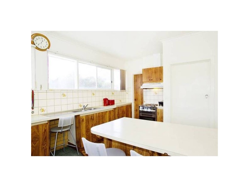 12 Ardlui Drive, Newtown VIC 3220