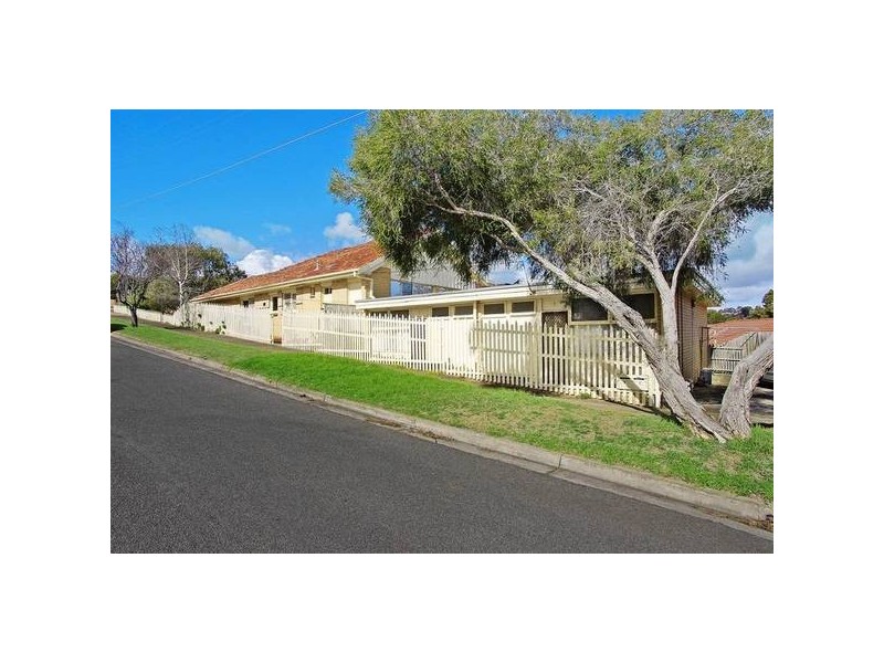 12 Ardlui Drive, Newtown VIC 3220