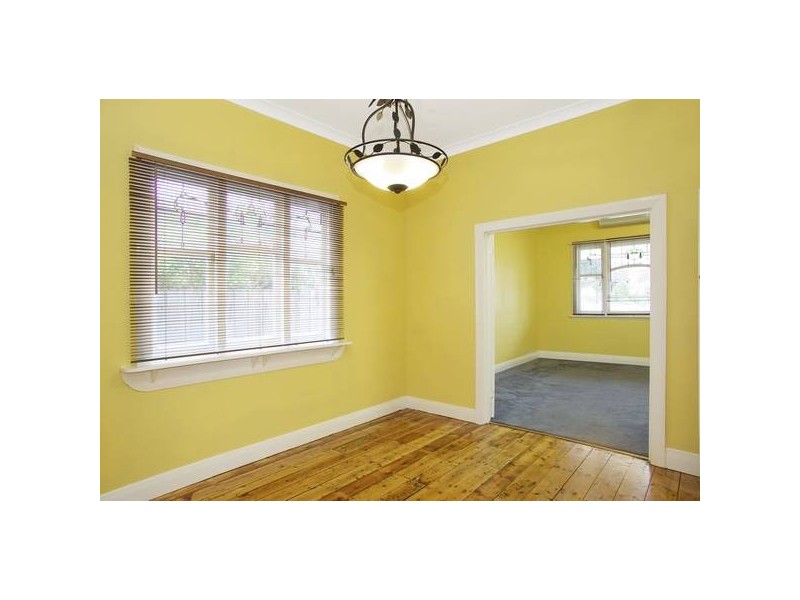 323 Autumn Street, Newtown VIC 3220