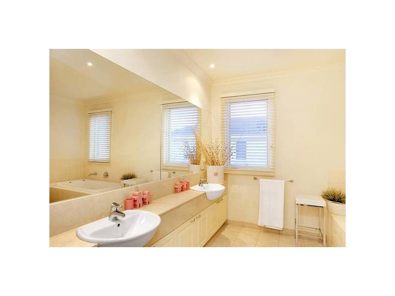 269 Pakington Street, Newtown VIC 3220