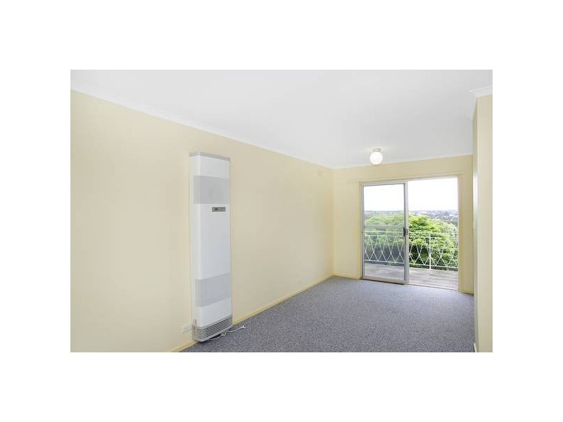 83 Reigate Road, Highton VIC 3216