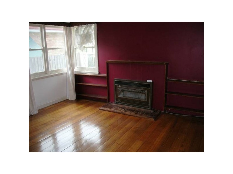 24 Cambridge St, Belmont VIC 3216