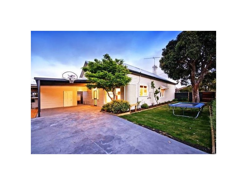 26 Marshall Street, Newtown VIC 3220